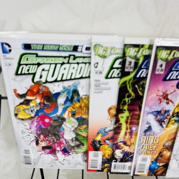 Green Lantern New Guardians 1 3-19 Annual 1 Lot 5-9 Black White Variants - Picture 4 of 7